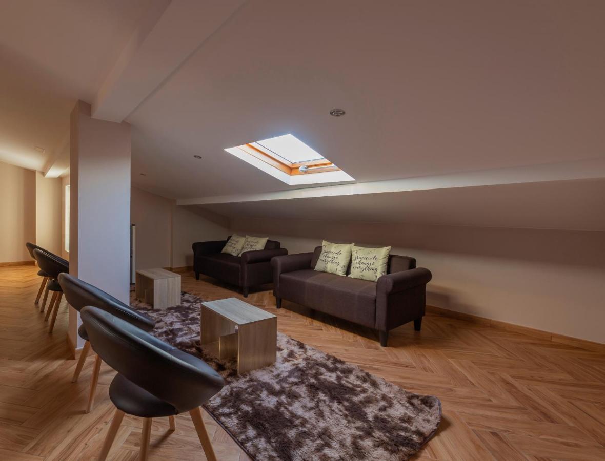 Ancora Urban Center Finisterre