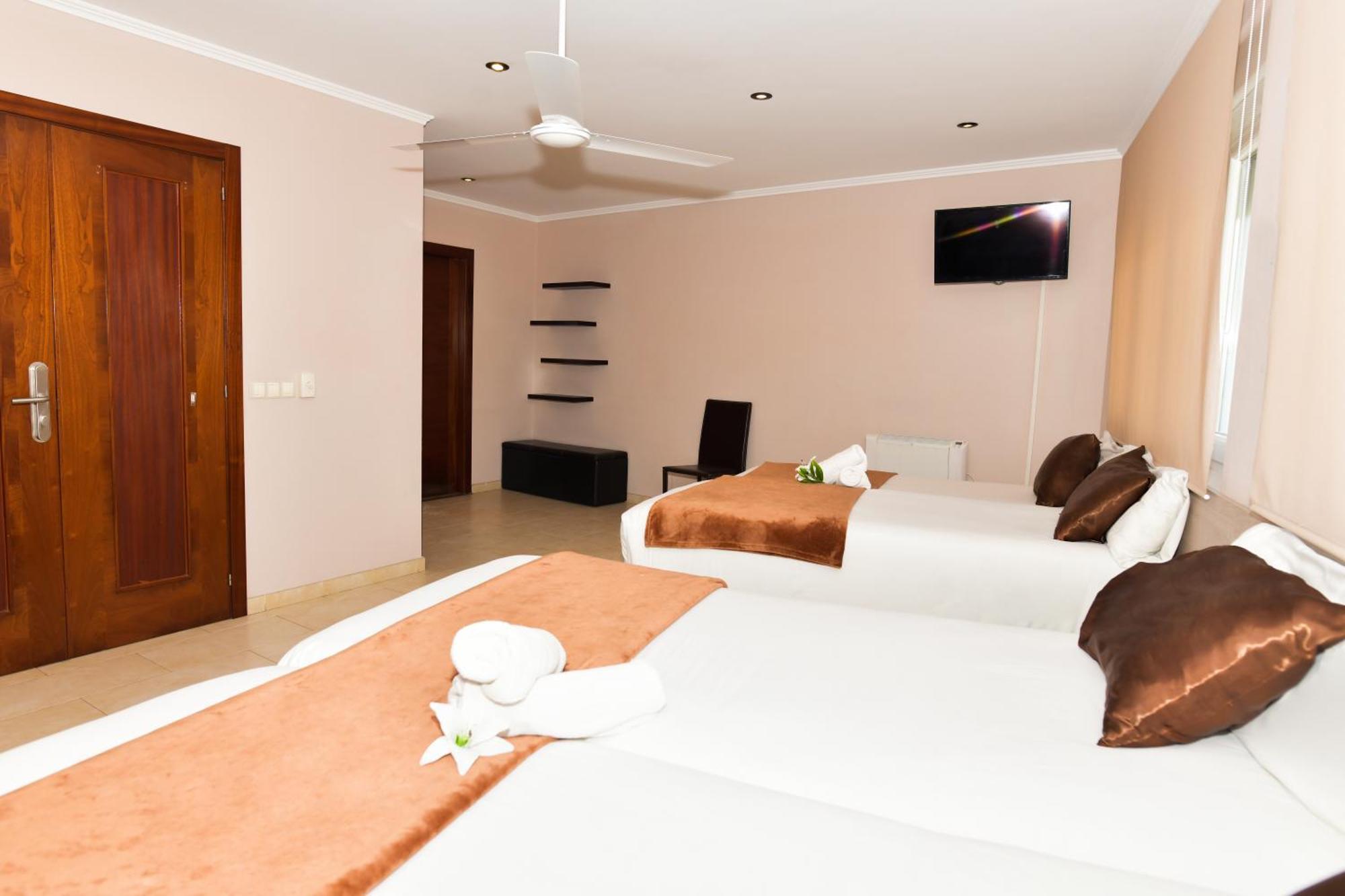 Ancora Urban Center Hotel Finisterre